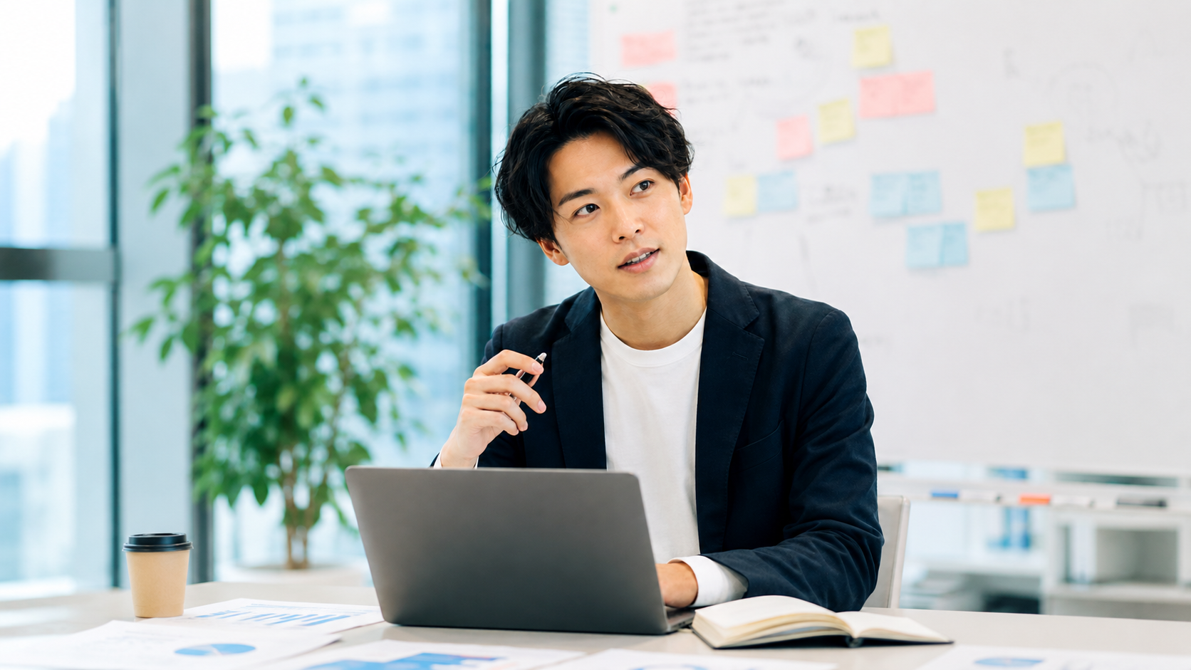 経営企画・事業企画として仕組みづくりに向き合う社員
