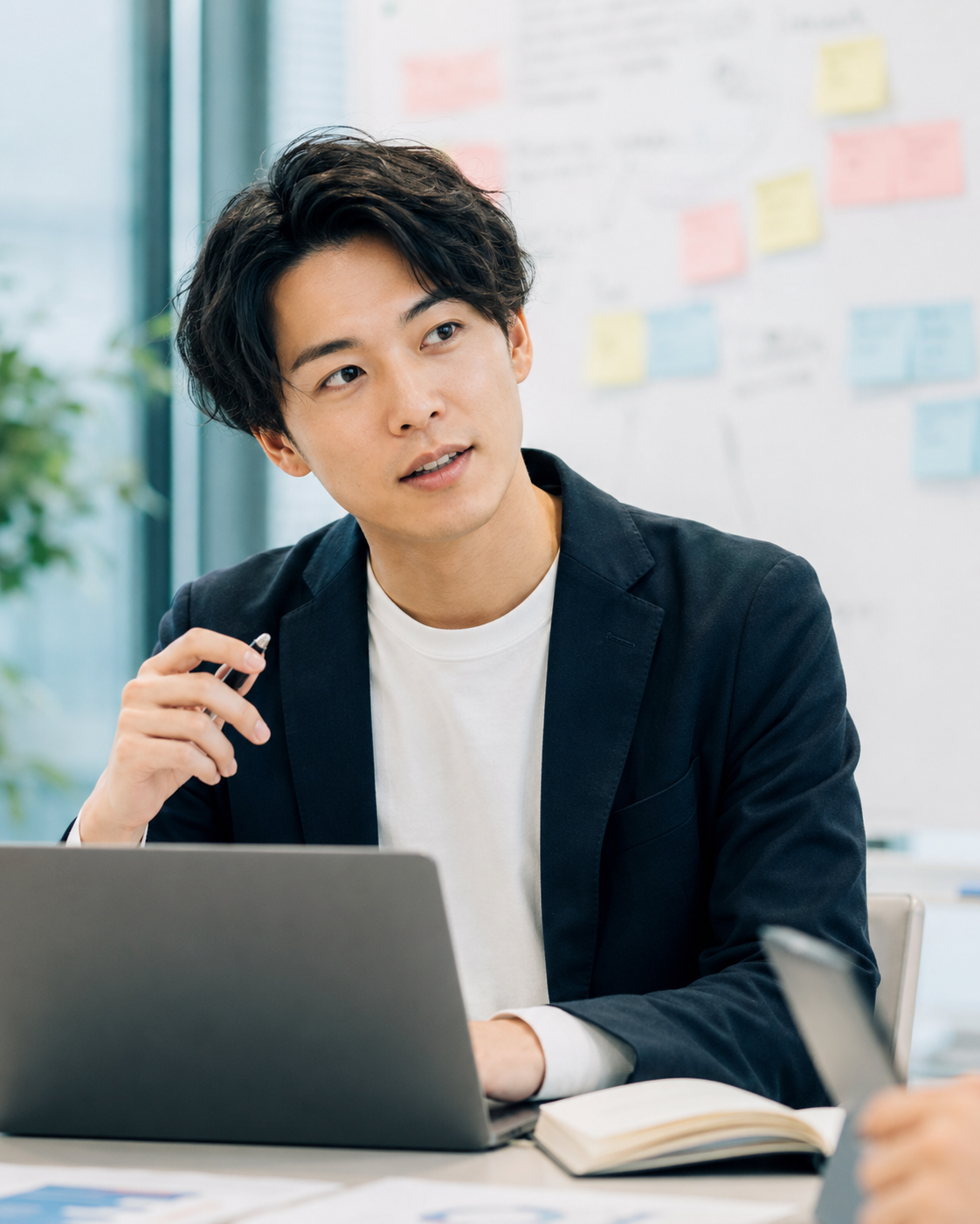 経営企画・事業企画として仕組みづくりに向き合う社員